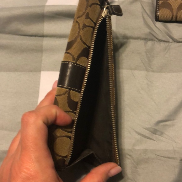 Coach wallet and checkbook cover - Picture 6 of 13